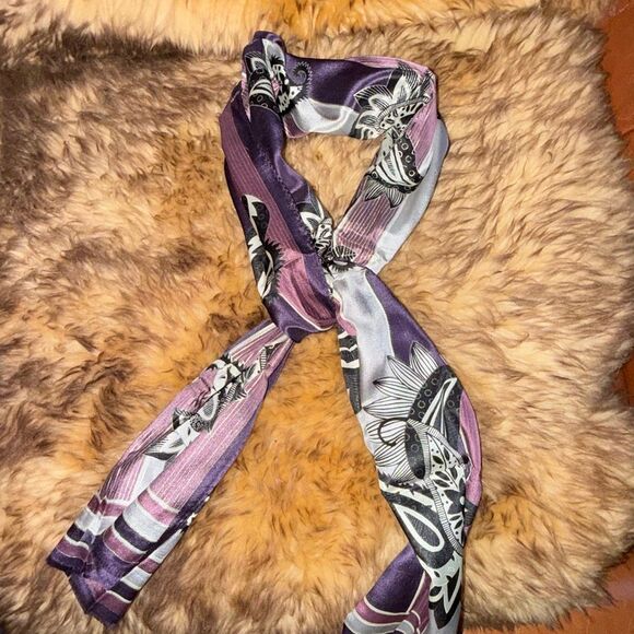 Vintage Oscar de la Renta Silk Oblong Scarf | Purple Black Paisley Stripe | Made - Picture 5 of 16